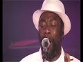 trechos do dvd de clinton fearon gravado em lyon (fran�a) 2004.