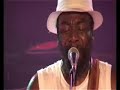 trechos do dvd de clinton fearon gravado em lyon (fran�a) 2004.