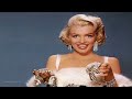 MARILYN MONROE – Santa Baby