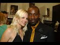 fiz esse video em homenagem a atriz anna faris!
espero que gostem!
beij�es!

tudo by: http://www.flogao.com.br/rebeldecolors