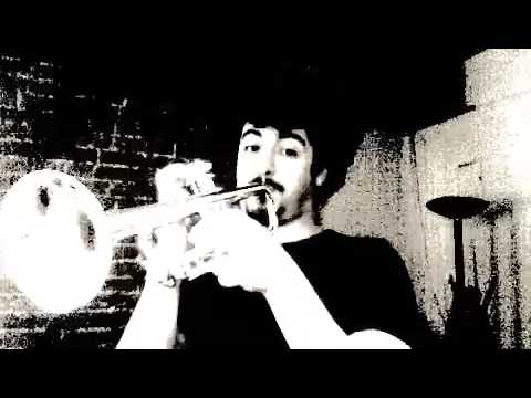 Chris Coletti plays Sphere