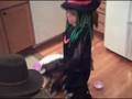 videos de Hoey Halloween 2008 Costume Preview