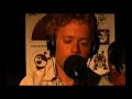 Benny Sings - We Aint Going Nowhere sessie op Lowlands 2003