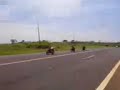 Racha de titan150 com Twister e RD135 em Marilia-SP Racha de titan150 com Twister e RD135 em Marilia-SP