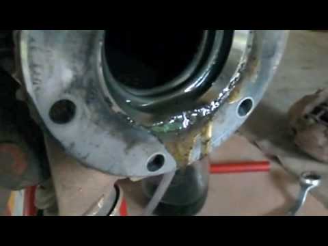 How to fit Defender Axels Drive Flanges and Bearings