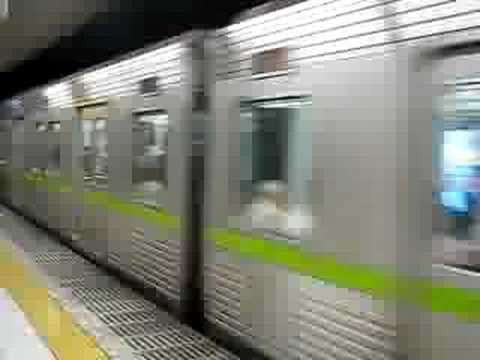 都営新宿線　10-000系　2
