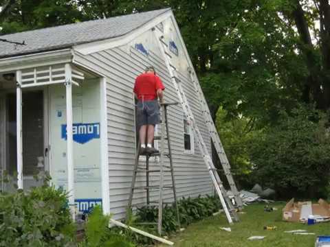 how to fasten aluminum siding