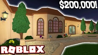 I Paid 200 000 To Tour This Pre Built Mansion Roblox Bloxburg
