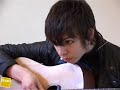 retrouvez d'autres vid�os de mademoiselle k sur fnaclive : http://www.fnaclive.com/videos/list/tag/5480

en exclusivit�, pour fnaclive, mademoiselle k interpr�te en acoustique le titre plan�te, issu de son dernier album 