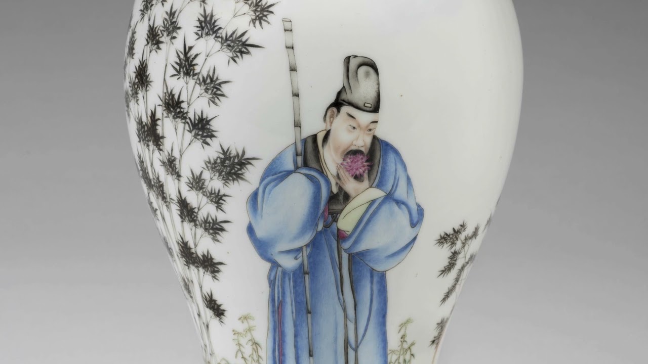 Fencai Porcelain Vase, Meiping