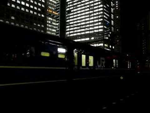 EF65 1118[田]+24系青森車+EF81 137[青]　品川