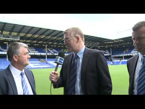 Everton v FC Porto - Pitchside build-up