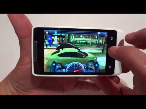 motorola - Breve reseña del nuevo equipo Motorola RAZR D1 con Jelly Bean 4.2.1 y que próximamente estará a la venta en MX con Telcel. Android México http://androidmx.ne...
