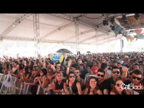 Alok tocando no Palco Play Tech na Playground São Paulo