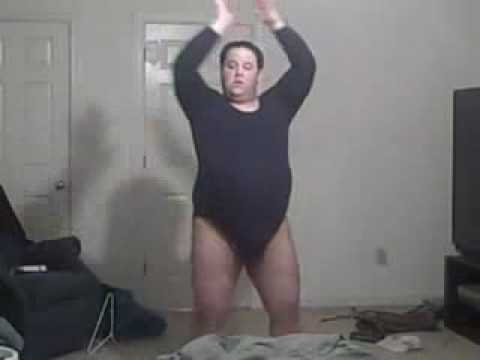 Fat Kid Dancing. Fat Guy Dancing to Beyonce