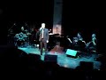 Marty Thomas sings 