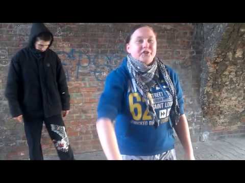 „Jedziemy z tym rapem ej! Joł joł ehe!” Pati z Brzezin i jej ziomal rozj*bali system swoim kawałkiem