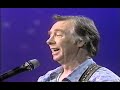 joining tommy on stage is cherish the ladies and barley bree.  for a beatiuiful version of 