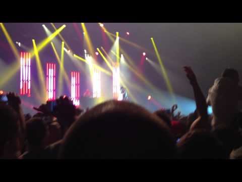zénith - Booba chante AC Milan au Zénith de Dijon en 2013.