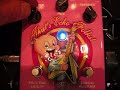 Vintage drummachine + fuzz, distortion and analog delay Vintage drummachine + fuzz, distortion and analog delay