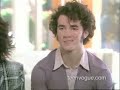Teen vogue insider - behind the scenes with jonas brothers