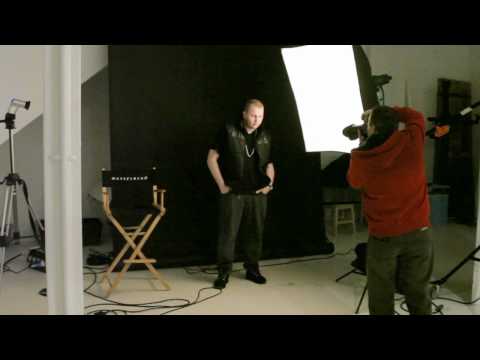 One flash, three studio lighting styles One flash, three studio lighting styles