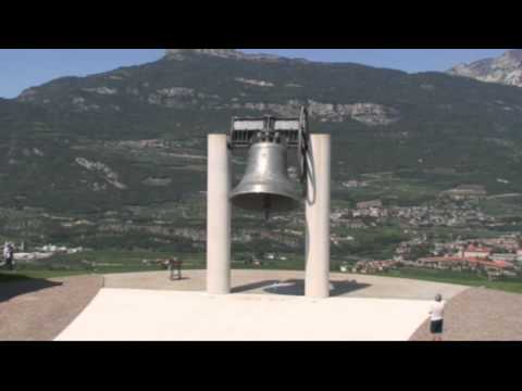 Il suono della campana dei caduti di Rovereto
