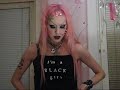 Goth girls and razor knives