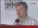 Demszky elz�rja a Sziget bej�rat�t