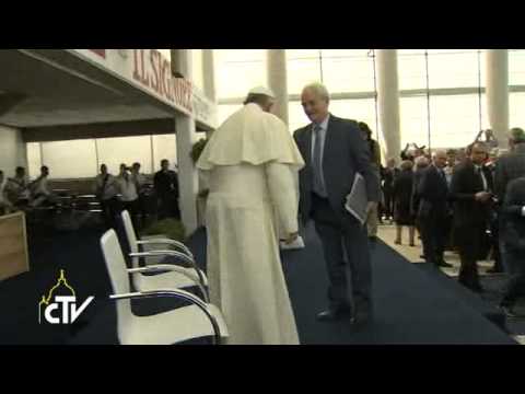 Papa Francesco: lo spirito fa la diversità ma anche l’unitÃ