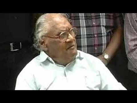 Bharat Ratna CNR Rao calls politicians 'idiots'