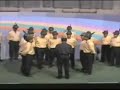 L'ottetto del coro  canta 