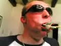 un max de sucettes dans une seule bouche