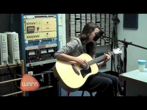 WNRNradio - Grace Woodroofe performs