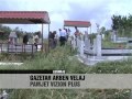 Vota ne këmbim te varrezave -  News - Lajme