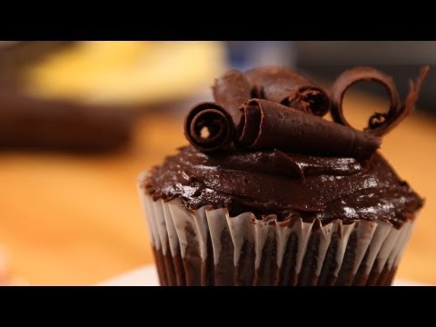 video-linktoworks-How to Make Chocolate Curls | Candy Making