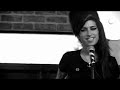 the official video of amy winehouse performing 'back to black' live and acoustic at sxsw