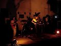 primeira banda de surf music de natal/rn tocando m�sica autoral. 


show realizado no 4 colunas, no bairro da ribeira, em 17/08/07.

guitarras: gabriel e bruno
baixo: andr�
bateria: douglas