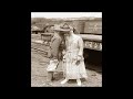Chanson-plus-Bifluor