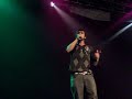 jimbox qui mets le feu a la scene de secondaire en spectacle de la polyvalente la frontalière