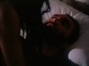 sequenza del film camere da letto [1997] con diego abatantuono e maria grazia cucinotta, che cantano la ninna nanna