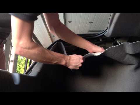 Removing Trunk Liner – 2005 Acura RL – 2nd Generation Acura RL