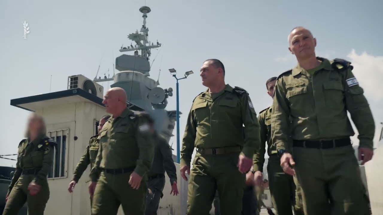 הרמטכ״ל, רב אלוף אייל זמיר, קיים ביקור היום (ראשון) בחיל הים יחד עם מפקד חיל הים