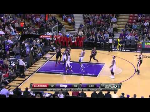 Lillard to Hickson Alley Oop Dunk against Kings
