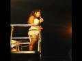 Ivete Sangalo nega cheirar cocaína
