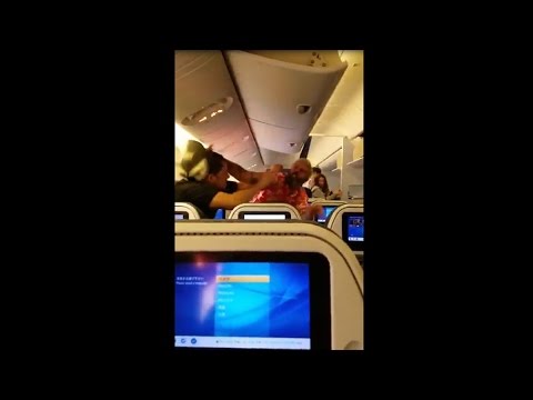 Drunk passenger starts fistfight on crowded plane | Earth Extremities