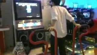 เล่นเกมเต้น 10 ปุ่ม ระดับความยาก LV 23 !!!