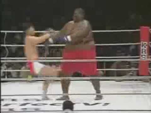 Combat Inimaginable - 76kg Vs 272 kg Incroyable victoire !