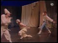 scritto tra il 1919 e il 1920. pulcinella � la prima composizione dell'autore, nell'ambito della corrente del neoclassicismo. con quest'opera inizia a muoversi su un terreno molto diverso da quello esplorato precedentemente, abbandonando del tutto il principio ispiratore della tradizione popolare russa e ponendo alla base del processo di scrittura forme o, come in questo caso, materiali attinti direttamente dal passato. il materiale tematico fu tratto da musiche attribuite a giovanni battista pergolesi, domenico gallo, e fortunato chelleri. la versione del video � quella del 1947, balletto in un atto per piccola orchestra con tre voci soliste.