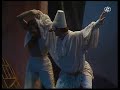 scritto tra il 1919 e il 1920. pulcinella � la prima composizione dell'autore, nell'ambito della corrente del neoclassicismo. con quest'opera inizia a muoversi su un terreno molto diverso da quello esplorato precedentemente, abbandonando del tutto il principio ispiratore della tradizione popolare russa e ponendo alla base del processo di scrittura forme o, come in questo caso, materiali attinti direttamente dal passato. il materiale tematico fu tratto da musiche attribuite a giovanni battista pergolesi, domenico gallo, e fortunato chelleri. la versione del video � quella del 1947, balletto in un atto per piccola orchestra con tre voci soliste.